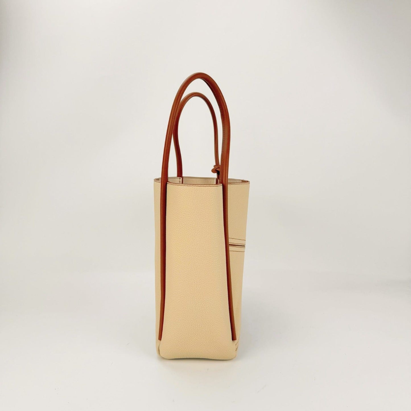 Anastasia Boutique Bags Tote hand bag medium case study