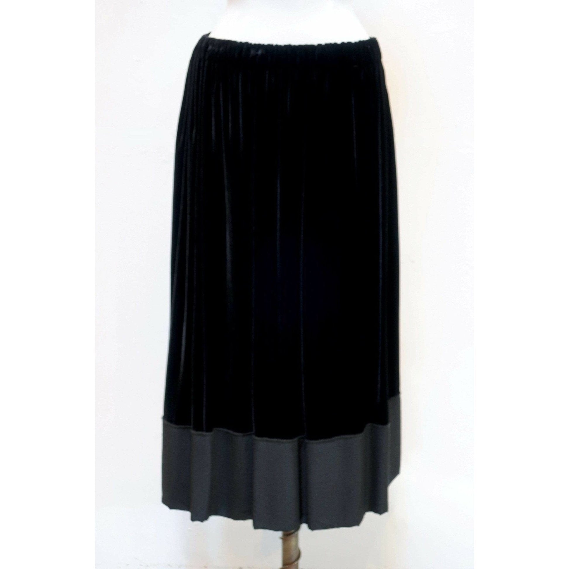 Skirts Comme Des Garçons Black Velvet Drawstring Skirt White Smoke