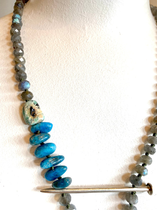 Jewelry Driving Through Stone Necklace Antique White